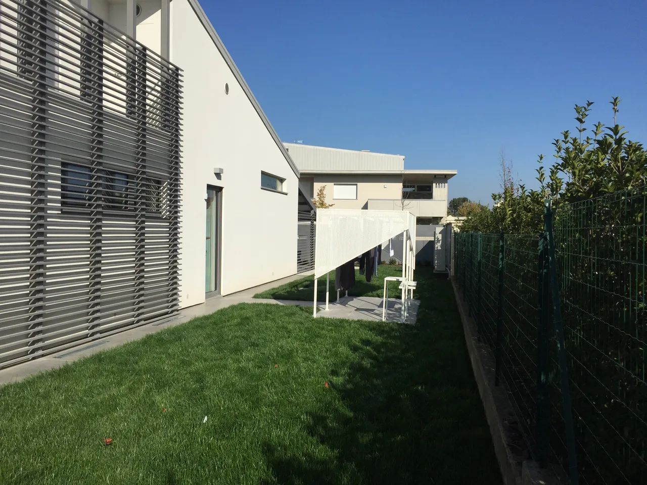 Una villa dal taglio futuristico e moderno