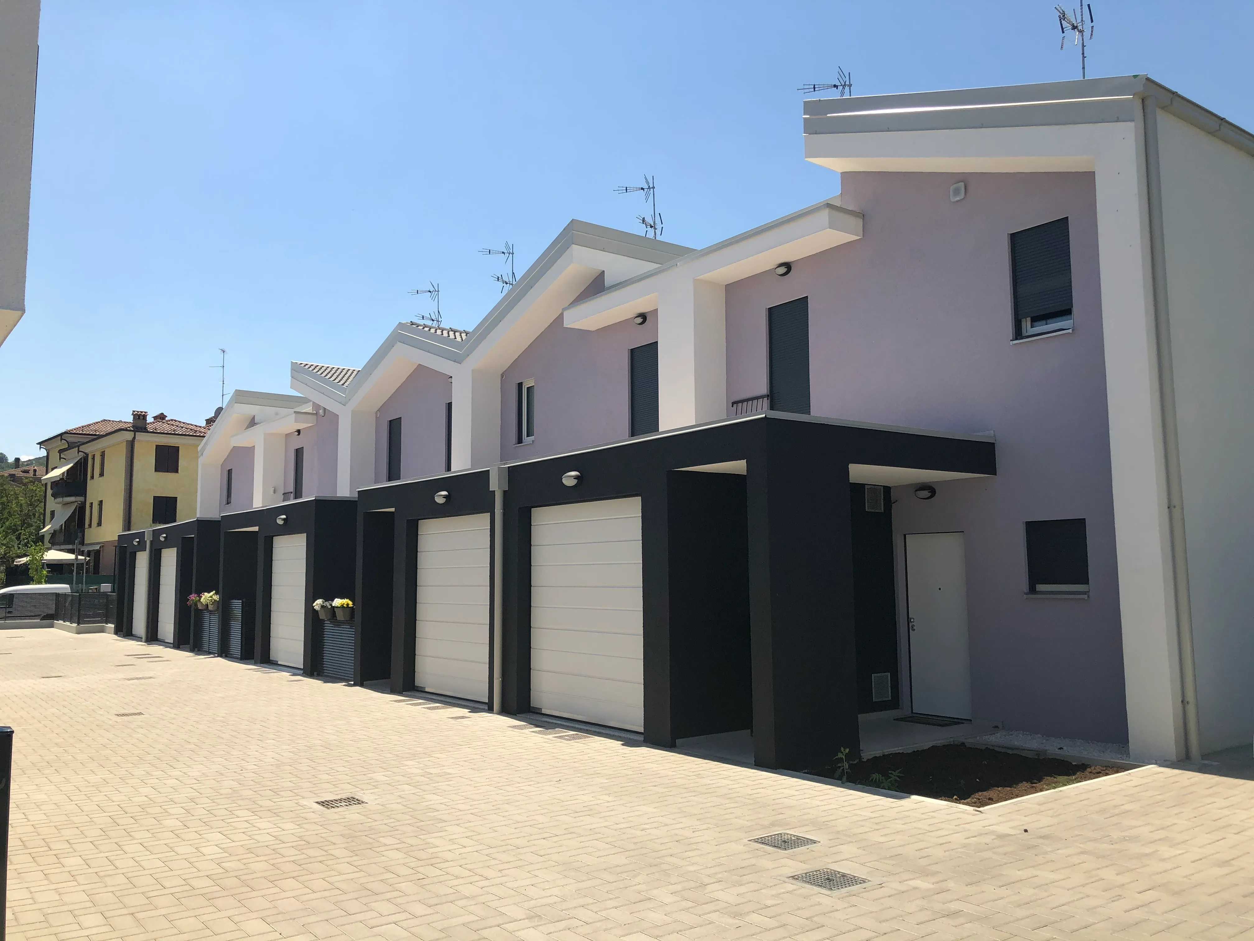 Un quartiere di moderne ed efficienti villette in bioedilizia